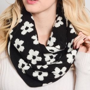 Daisy Print Infinity Scarf